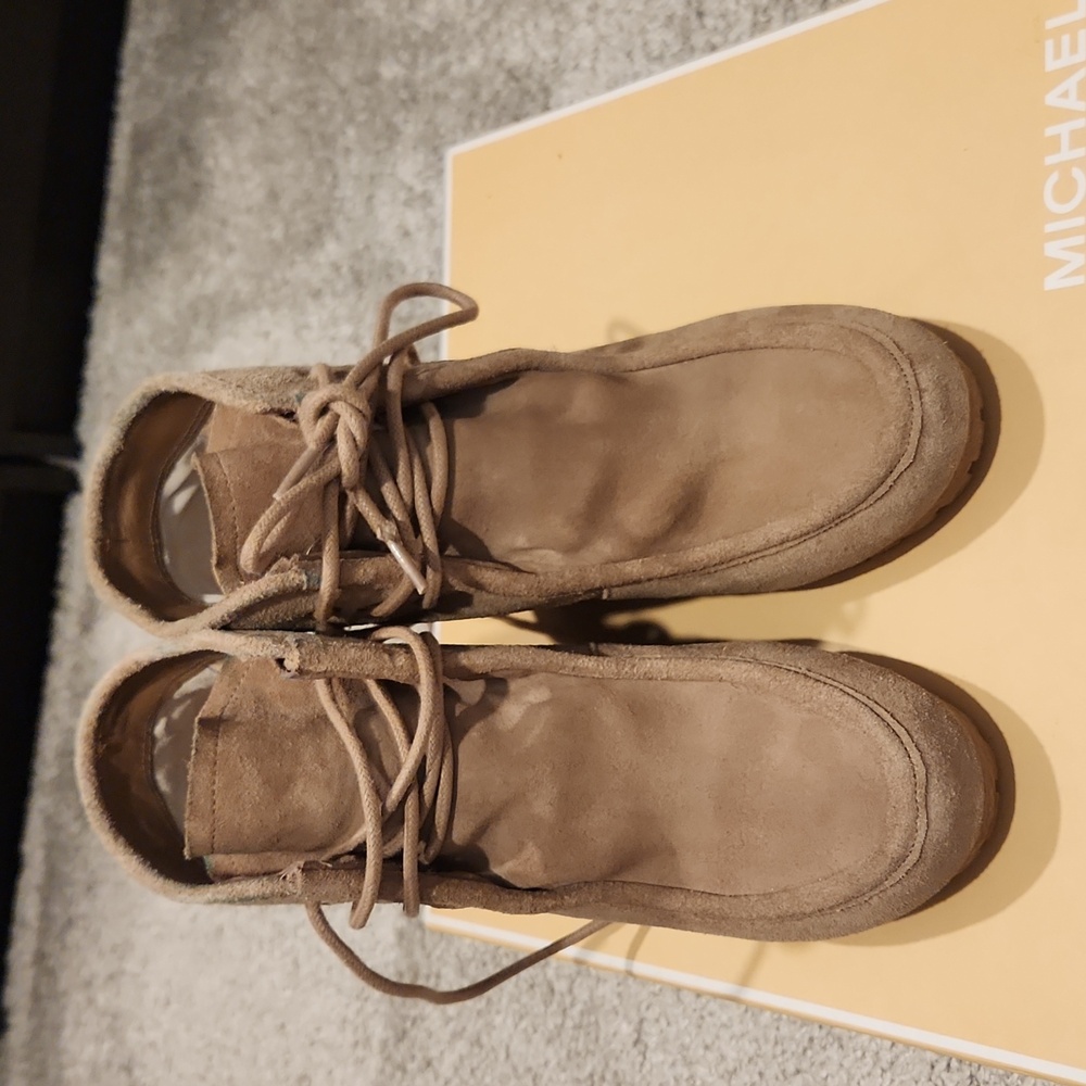 Ankle boot - Picture 2 of 4